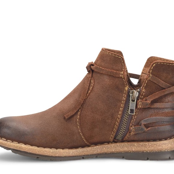 Born Wynter II Bootie - Picture 2 of 3